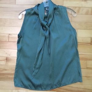 Melanie Lyne silk blouse, size M